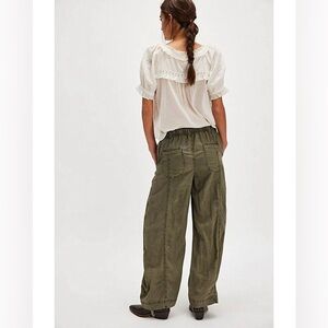 Free People XS Olive Green Linen Button Front Utility Cropped Pants